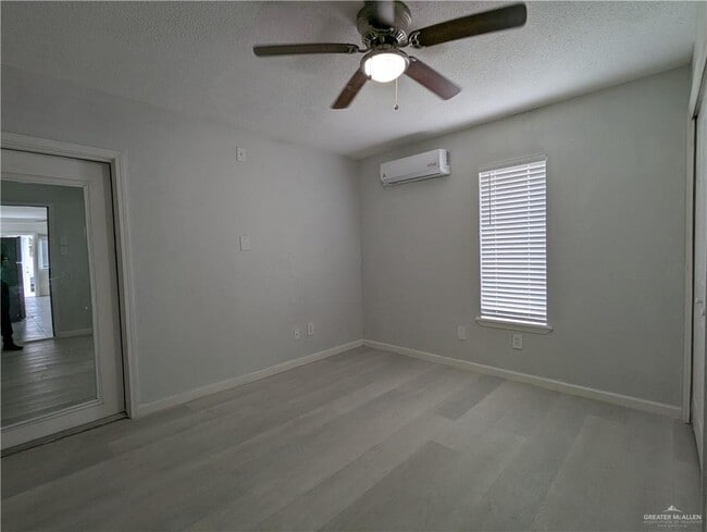 Photo - 6 Taylor N Rd