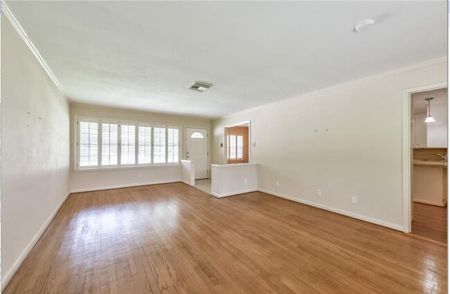 Photo - 8825 Merlin Dr