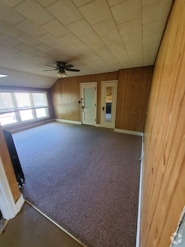 Building Photo - 805 10th St Unit 0.5 Rental