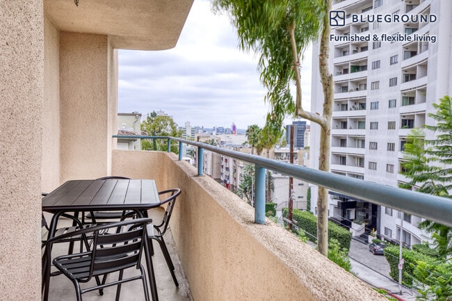 Photo - 7275 Franklin Ave Apartamento Unidad FL2-ID508