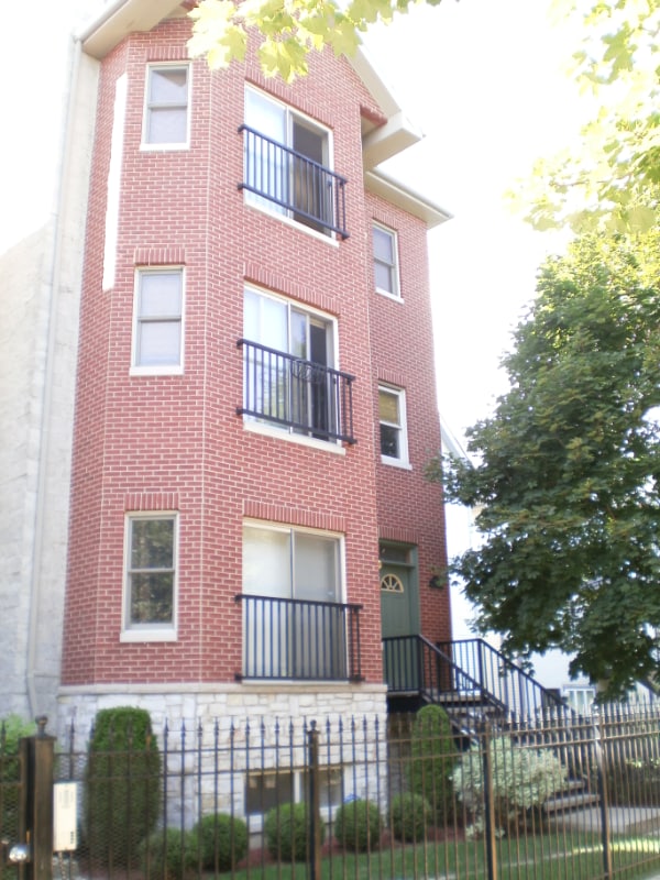 Building Photo - 6546 S Kenwood Ave Rental