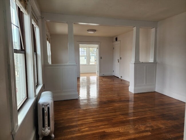 Photo - 17 Murdock Ave Unit 1