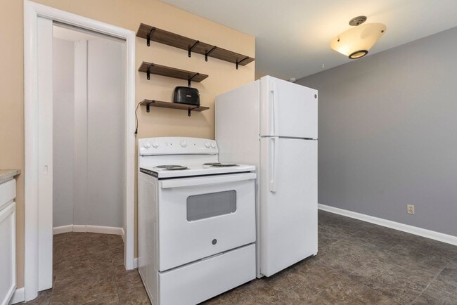 Photo - 3412 Taylorsville Rd