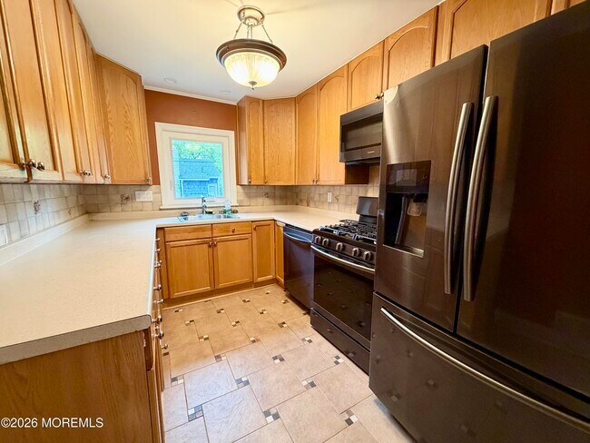 Photo - 621 Myrtle Ave