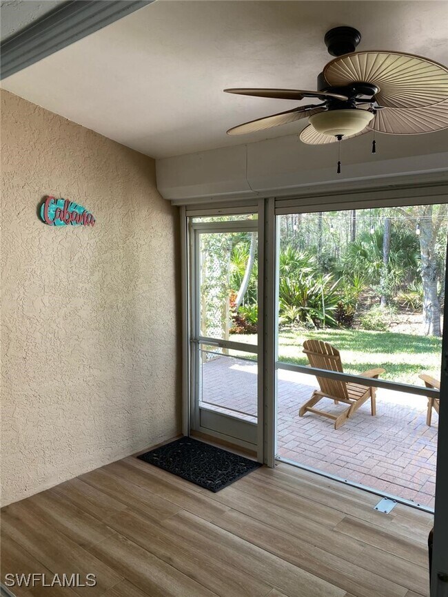 Building Photo - 5301 Whitten Dr Unit 81