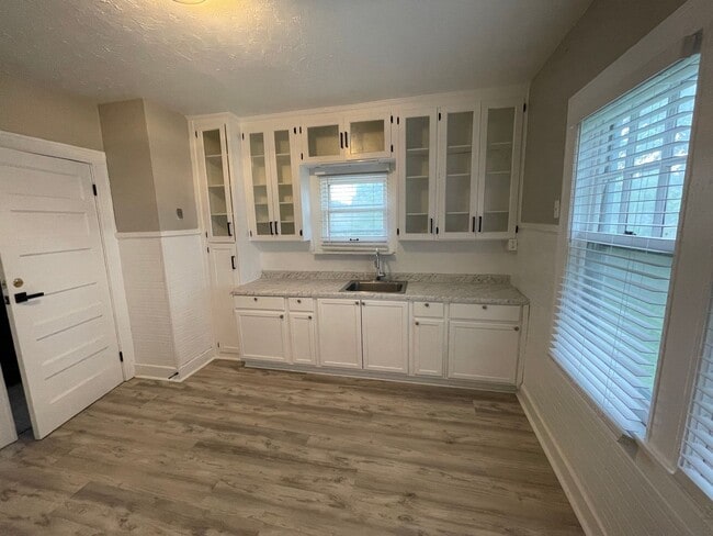 Photo - 2960 N 6th St Unit 2960 N 6th St