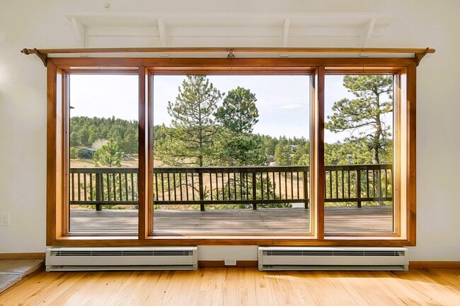 Photo - 28195 Cragmont Dr