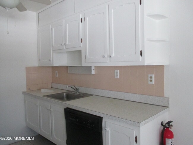 Photo - 306C W Malvern Ct