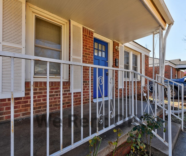 Photo - 1216 Bellevidere Dr