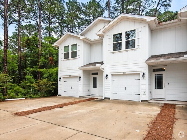 Building Photo - Brand New Furnished Townhome located just ...
