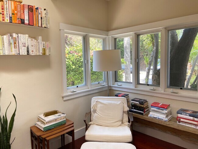 Photo - 734 Milwood Ave