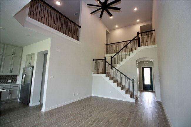 Photo - 6542 Scarlet Pond Ln