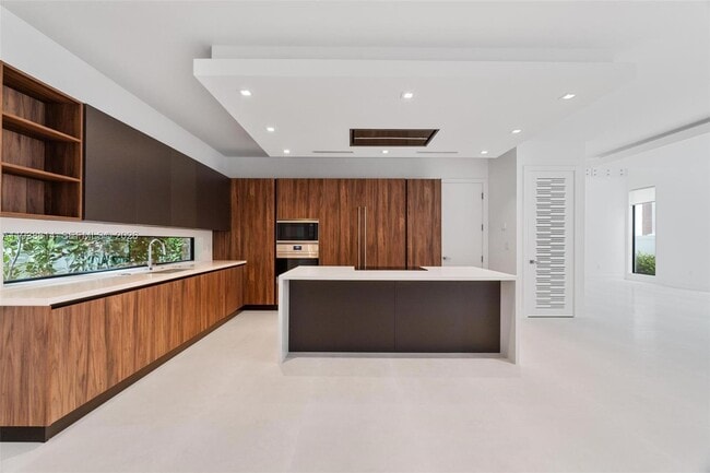 Photo - 10536 NW 67th Terrace