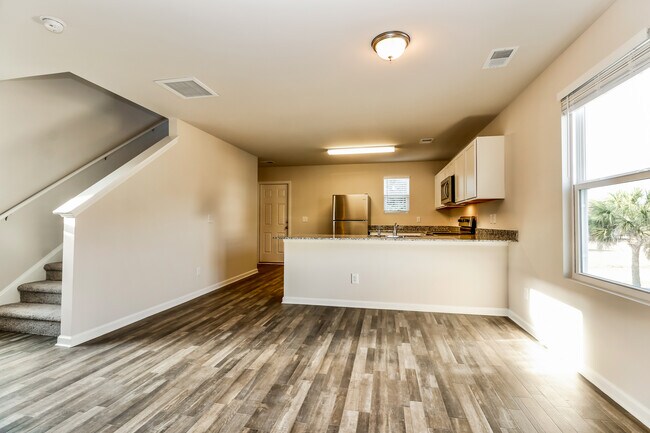 Photo - 3 Palmetto Breeze Cir