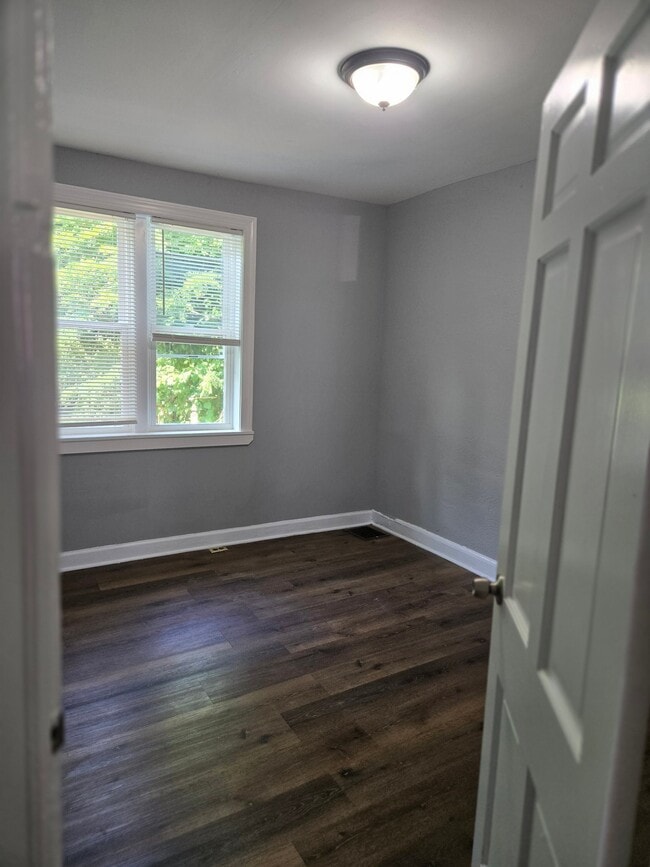 Photo - 40 W Talbott St Unit 1