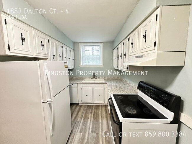 Building Photo - 1883 Dalton Ct Unit 4