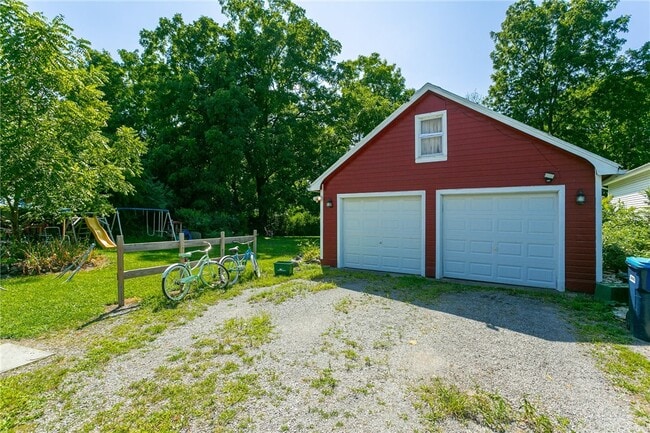 2153 5 Mile Line Road