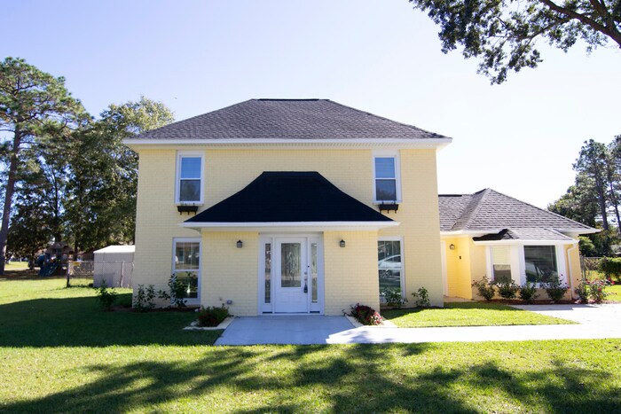 Photo - 409 Longstreet St