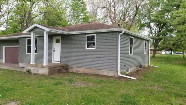 Photo - 8697 E Chicago Rd