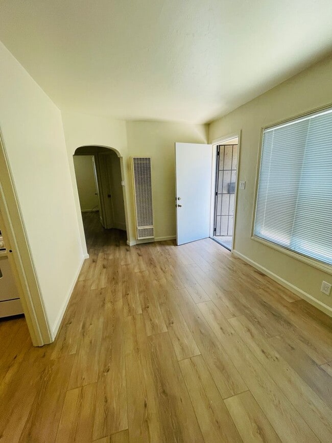 2 Bedroom unit with parking - 2 Bedroom unit with parking Apartment Unit 3