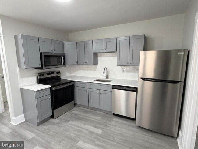 Photo - 244 Mansion Ave