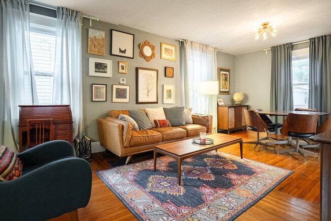 Building Photo - 3935 Oak Park Pl Unit ID1353852P