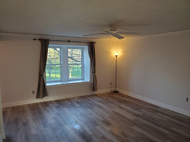 Photo - 4811 Olentangy River Rd Unit D