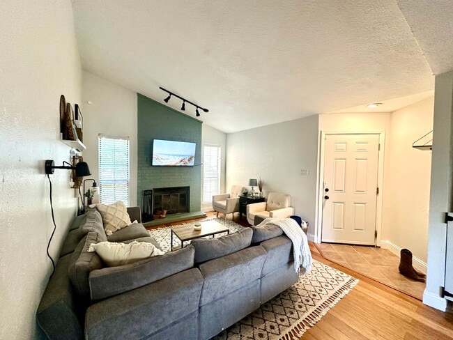 Photo - 1108 Quail Valley Ln Unidad 221