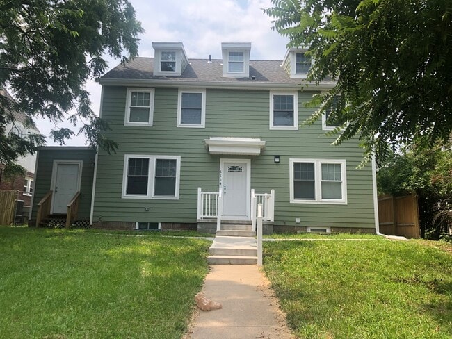 Photo - 6124 N 30th St Unit 2