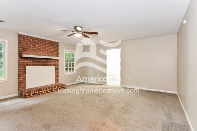 Photo - 224 Holmsbury Rd