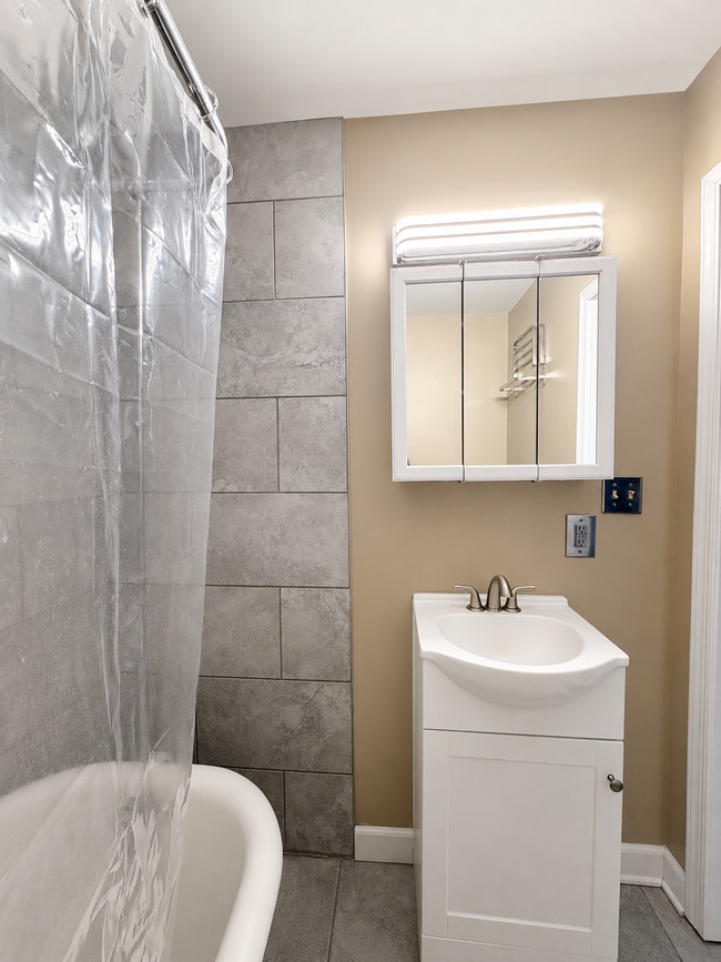 Photo - 412 N 27th St Unidad 412 N27  B