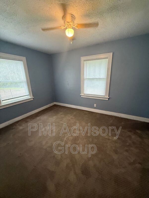Photo - 2012 SW Van Buren St