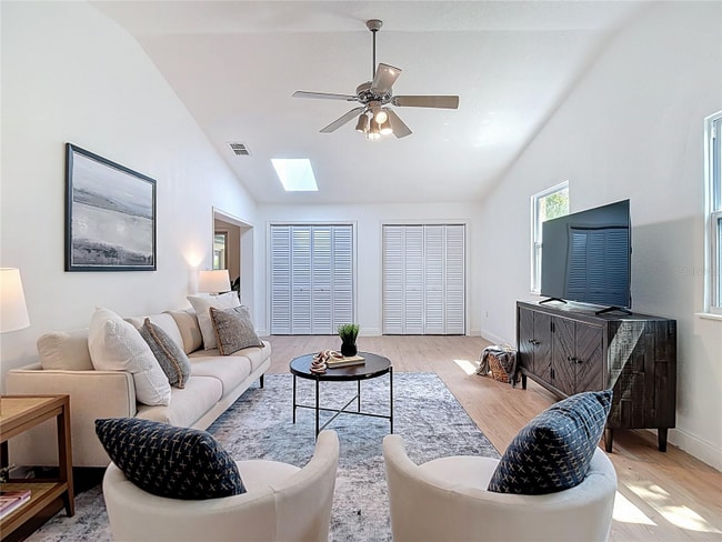 Photo - 5344 Lowell Ave