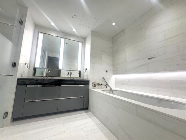 Photo - 682 Atlantic Ave Unit 3712