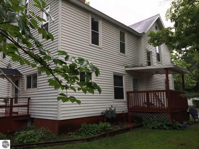 307 S Lansing St