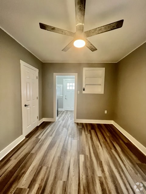Building Photo - 1617 10th Ave Rental