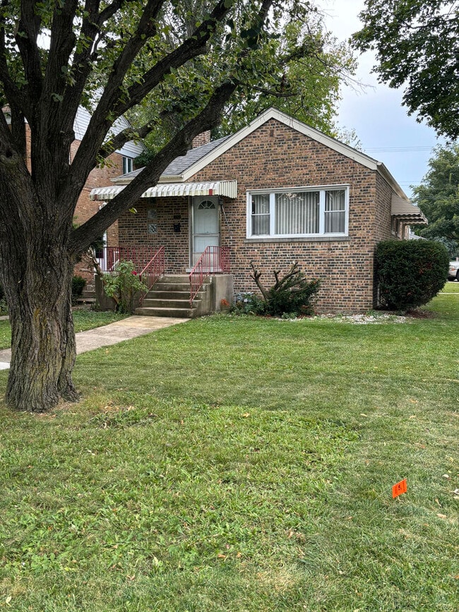 Building Photo - 9119 Southview Ave Rental