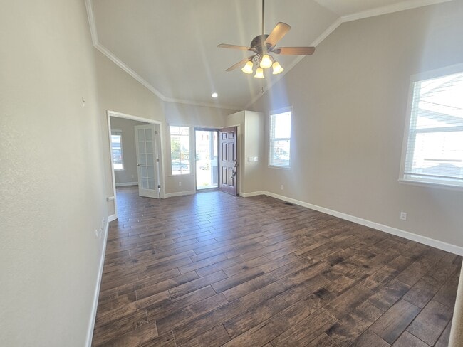 Photo - 12237 St Annes Rd