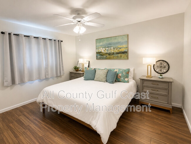 Photo - 2804 19th Ave W