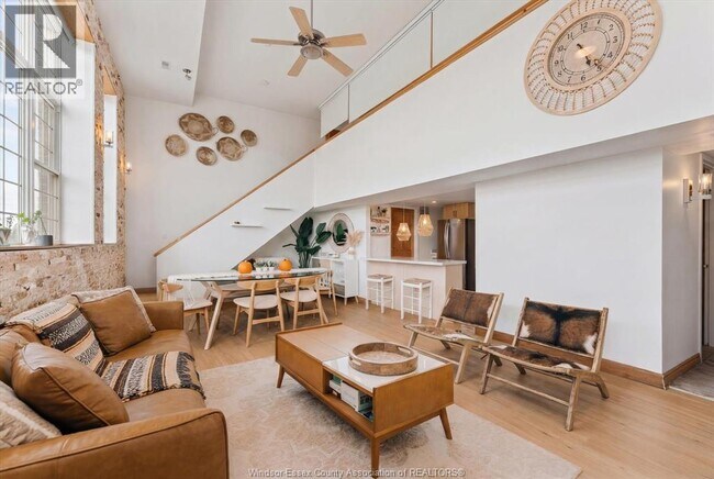 Photo - 647 Irvine Ave Unit 303