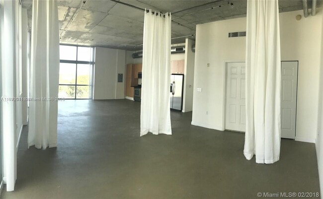 Photo - 2100 Van Buren St Unidad 407