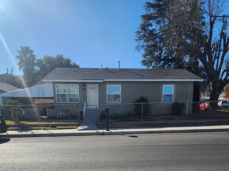 Photo - 25088 Fourl Rd