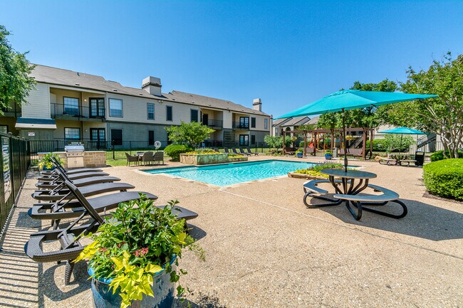 Summerstone Apartments