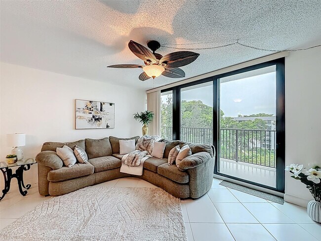 1101 River Reach Dr Unit 502