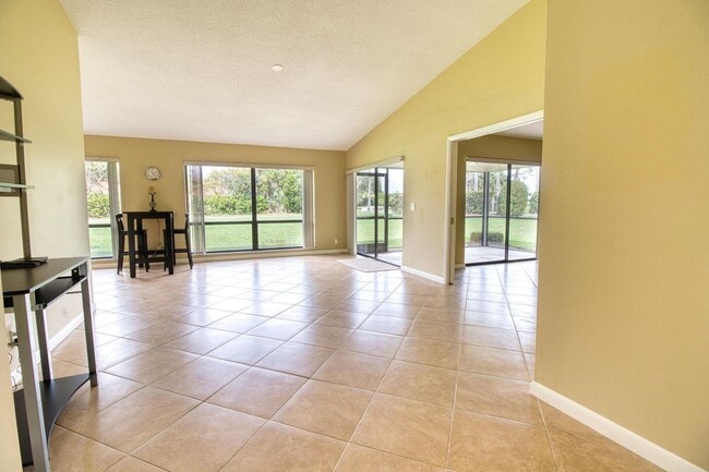 Photo - 2495 SW Egret Pond Cir