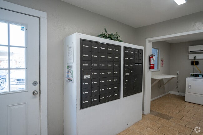 Aviator Mail Center