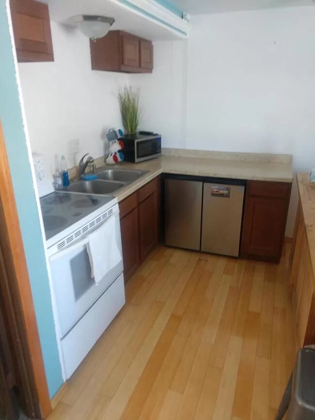 3541 Graceland Ave Unit A