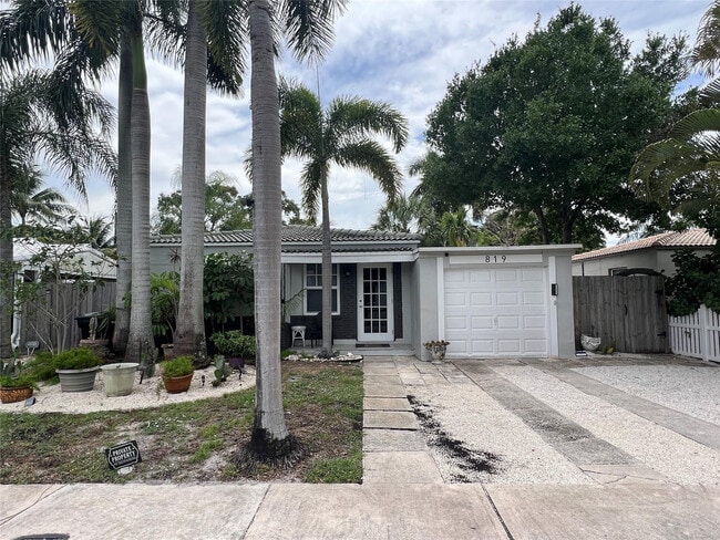 Photo - 819 SW 9th Terrace