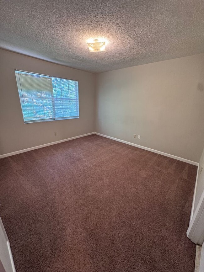 1415 Christine Ave