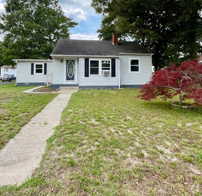 Building Photo - 200 Woodcrest Ave Rental